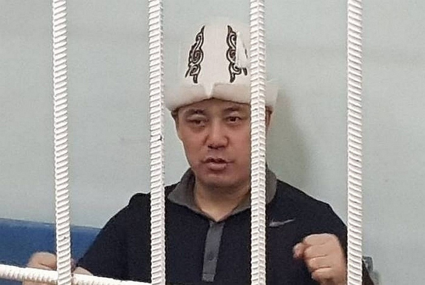 В августе 2017 года Первомайский районный суд приговорил Садыра Жапарова к 11 годам и 6 месяцам колонии усиленного режима