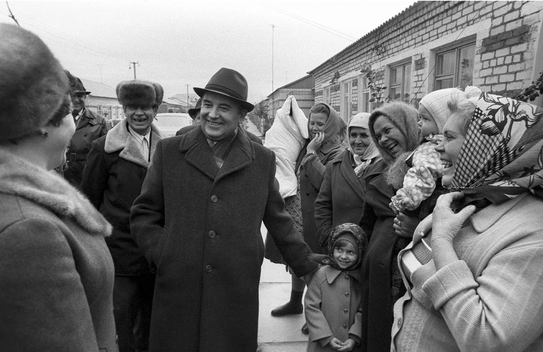 Михаил Горбачев во время встречи с жителями Ставропольского края, март 1985 года. Фото: Константин Тарусов / Фотохроника ТАСС 
