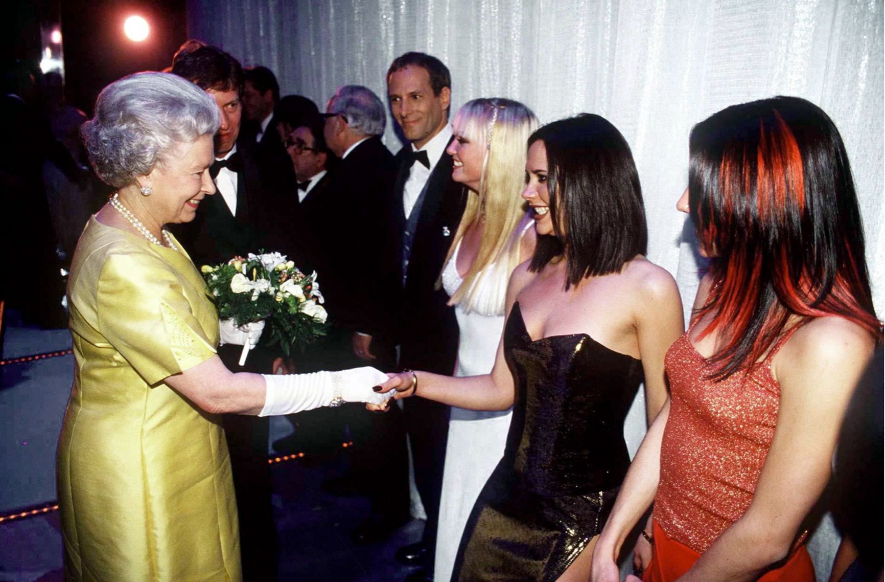 1997 год, встреча со Spice Girls