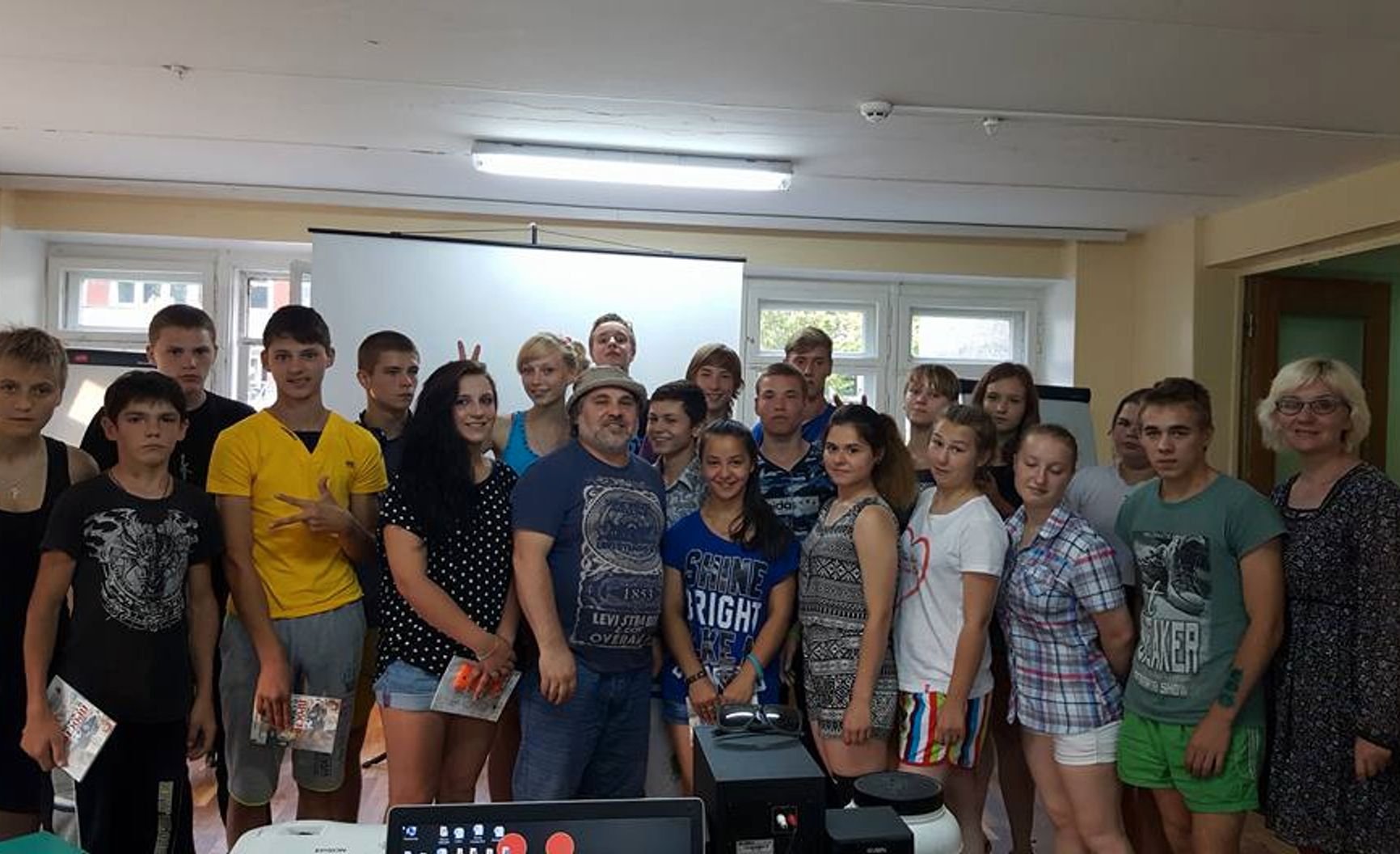 Александр Гезалов на встрече с воспитанниками детского дома в Калужской области
