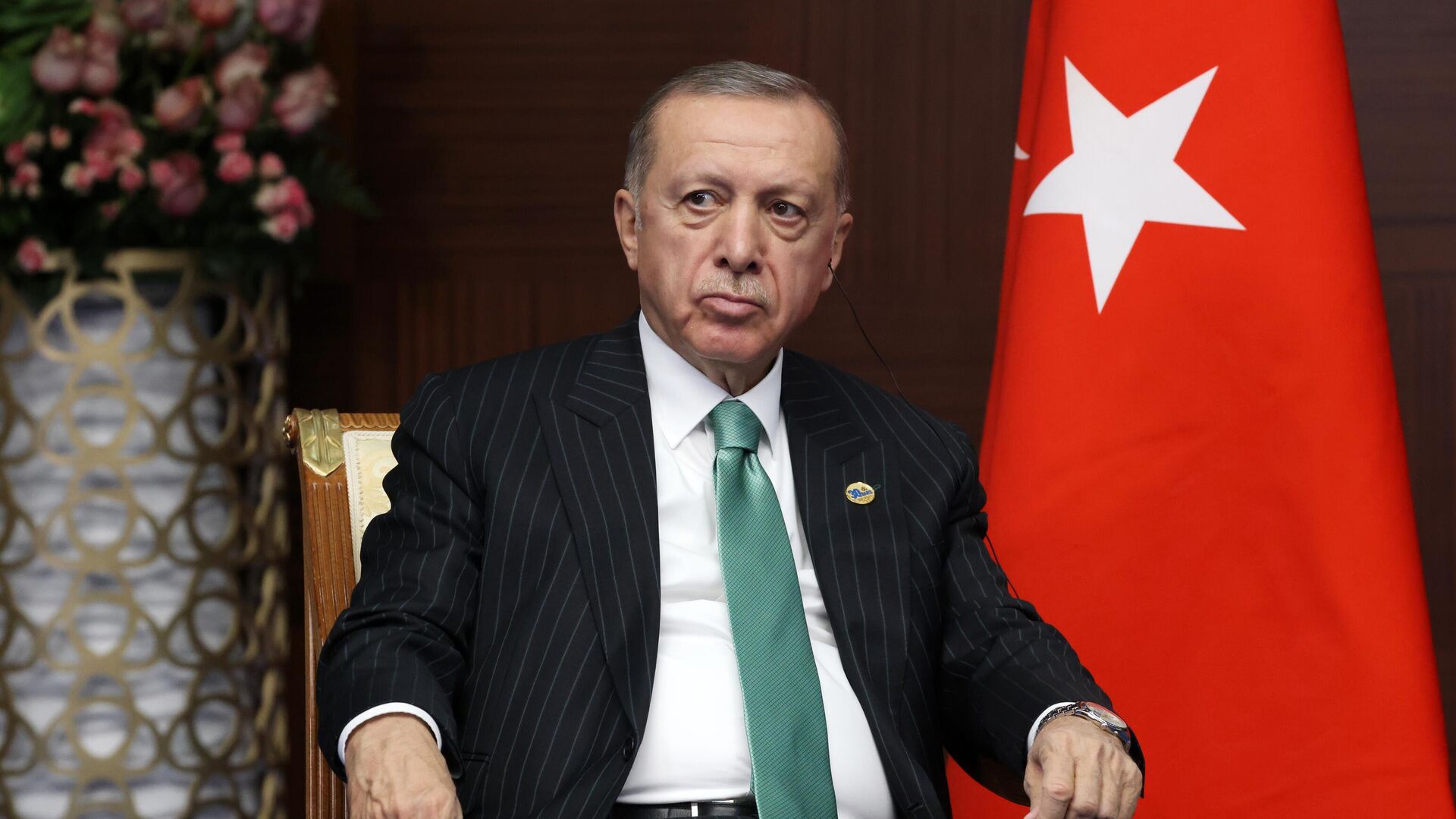 Эрдоган заявил, что провел операцию в Сирии и Ираке из-за отказа России отвести курдов от границы