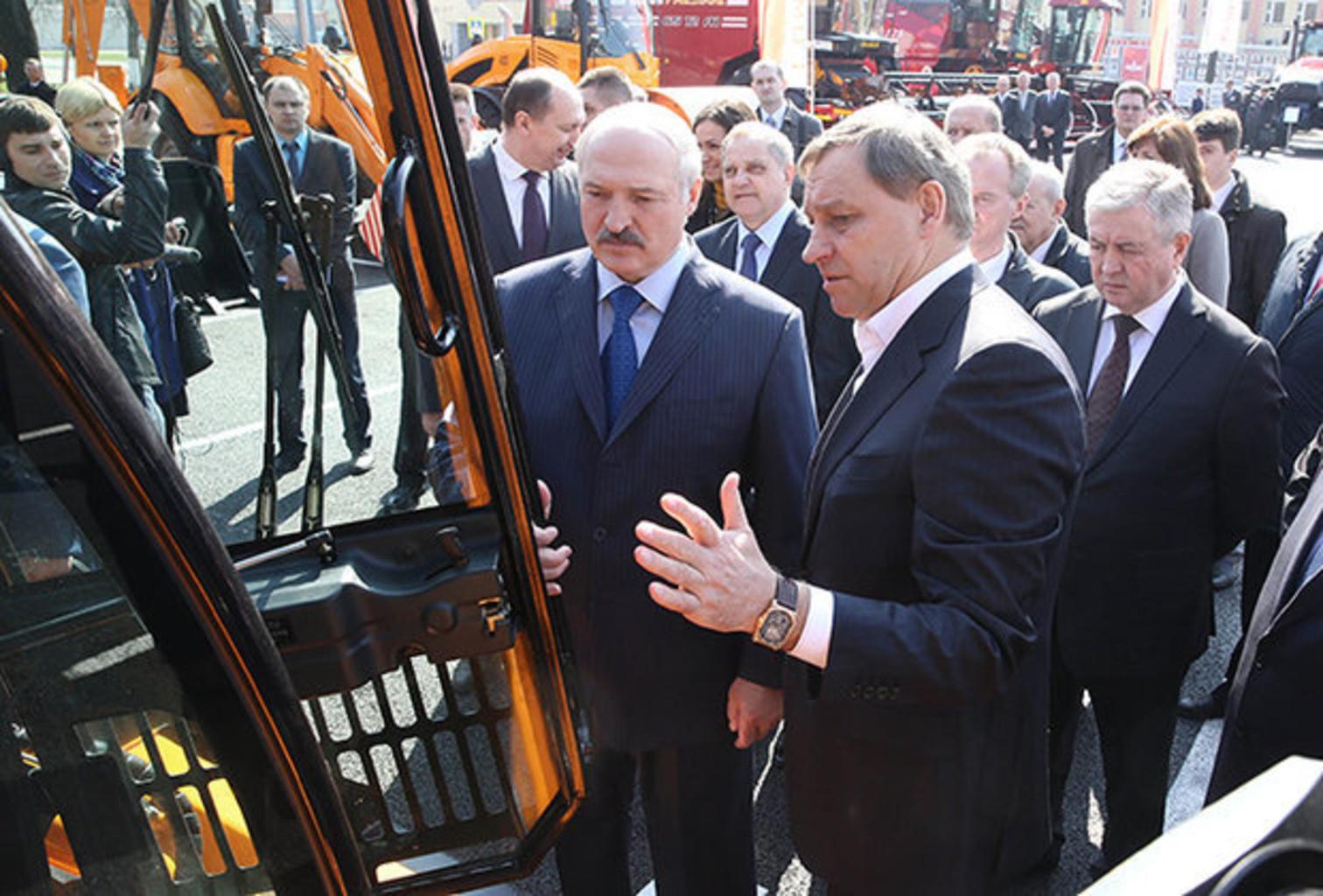 БРЦ: Друг Лукашенко бизнесмен Шакутин зарабатывает миллионы долларов в Европе в обход санкций